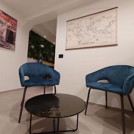 Don Turi - Charming Room Giardini Naxos Exterior foto