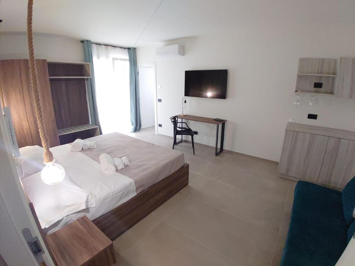 Don Turi - Charming Room Giardini Naxos Exterior foto