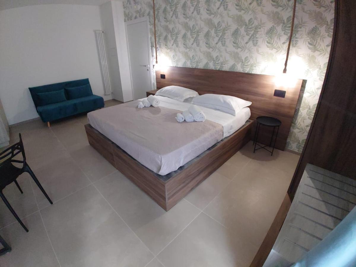 Don Turi - Charming Room Giardini Naxos Exterior foto